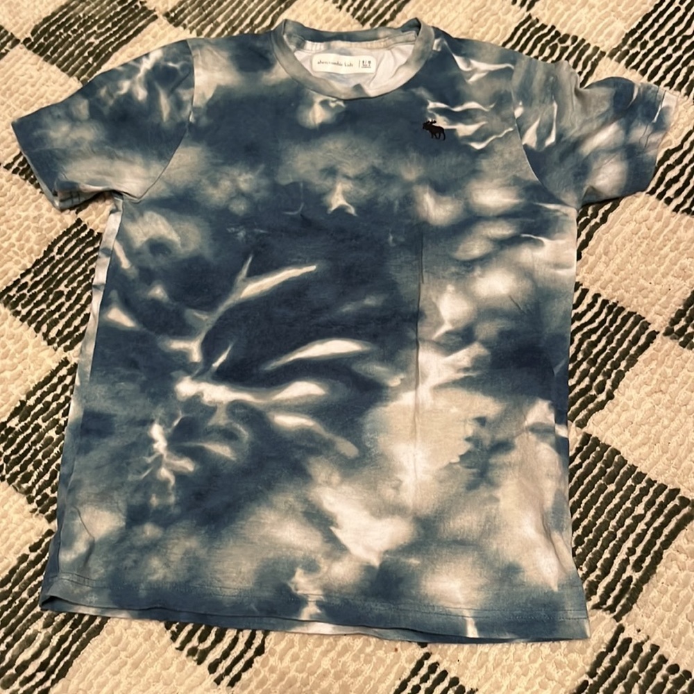 Abercrombie kids blue tie dye logo T-shirt